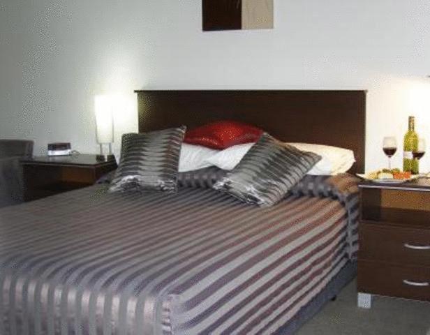 83 By The Sea Motor Lodge Lower Hutt Exterior photo